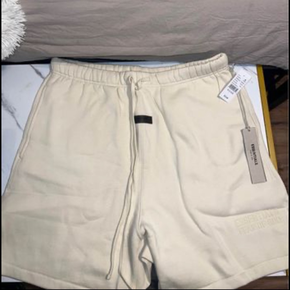 Brand New (tags still on) Essential Men’s XL sweat shorts.